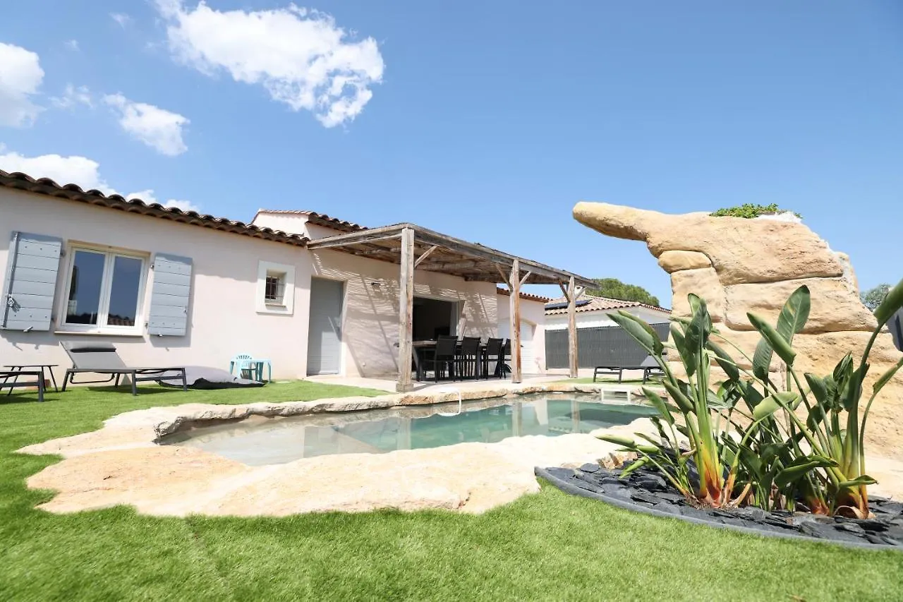 Superbe Villa Climatisee, Piscine, Jardin, Parking Le Plan-de-la-Tour