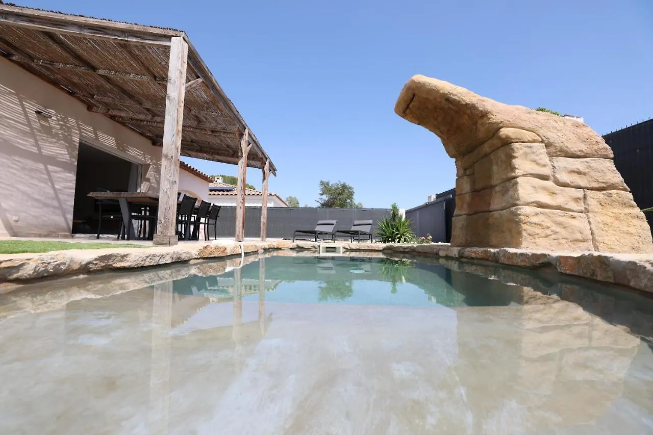 Superbe Villa Climatisee, Piscine, Jardin, Parking Le Plan-de-la-Tour