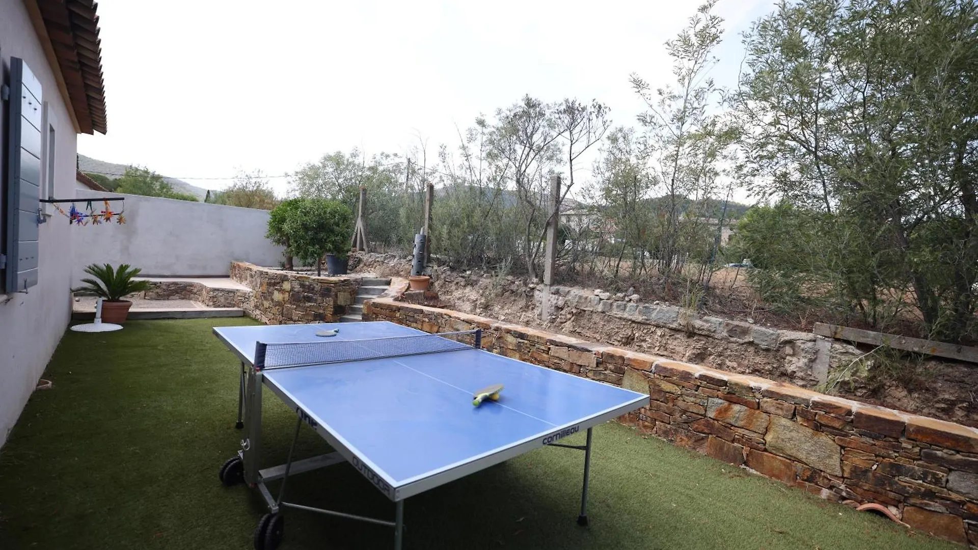 Superbe Villa Climatisee, Piscine, Jardin, Parking location